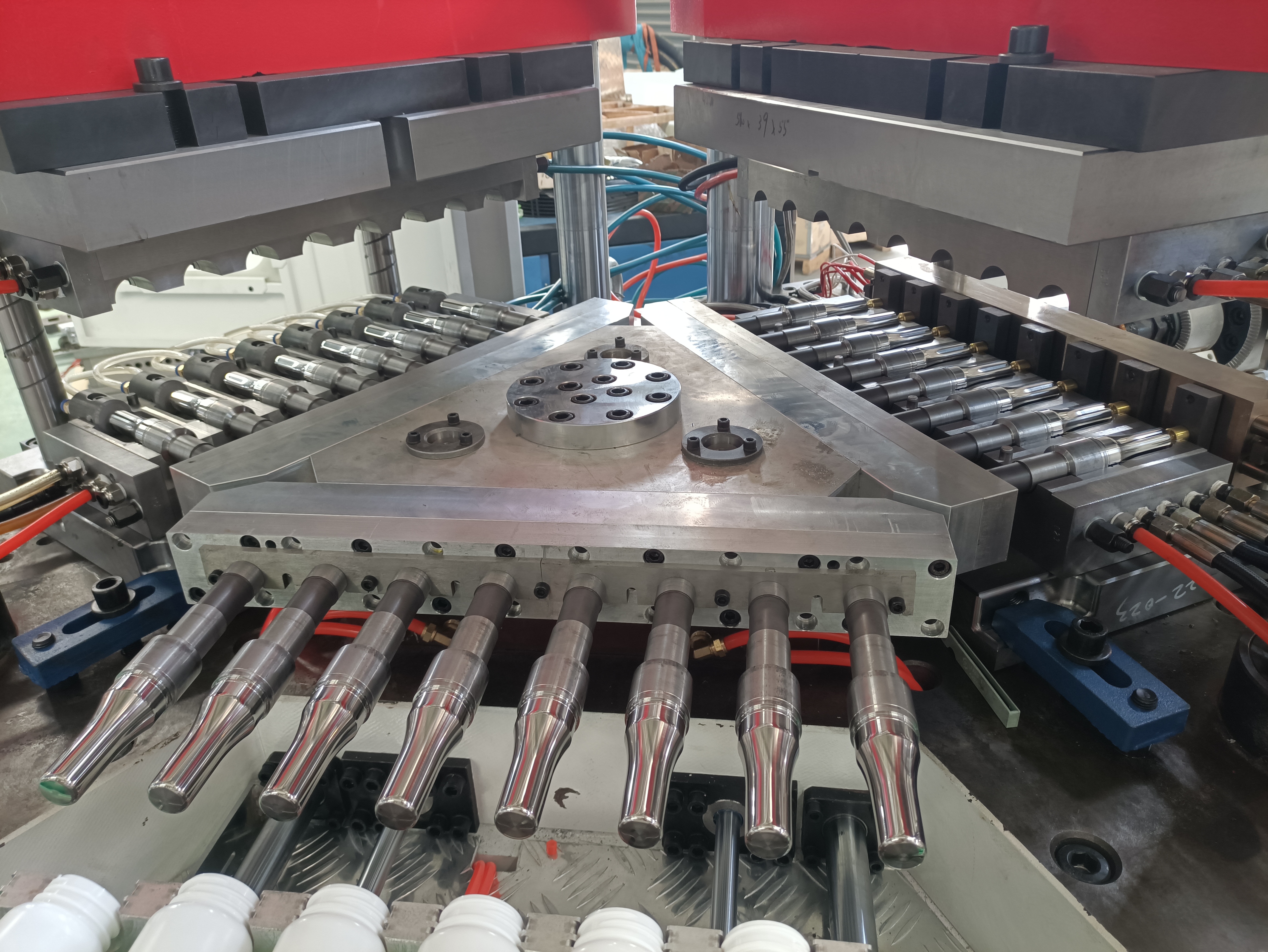 IBM Full Automatic Injection Blow Molding Machine For Plastic Bottles