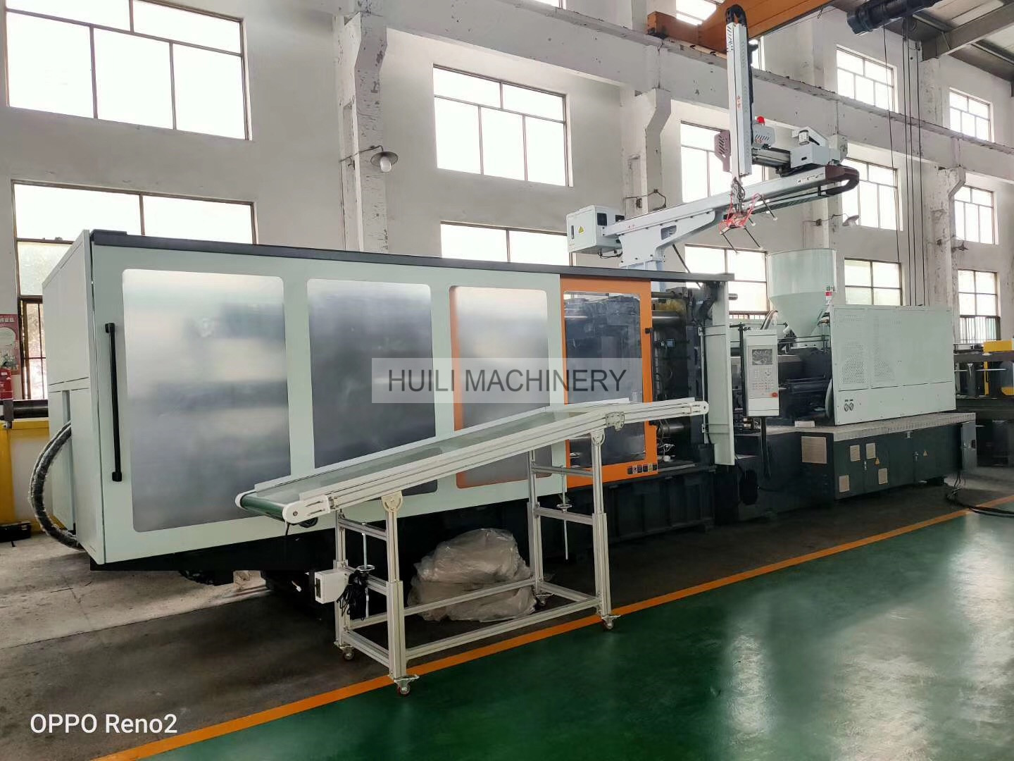 Automatic Bottle Preform Moulding Making Machine PE PP PET Plastic Injection Molding Machine