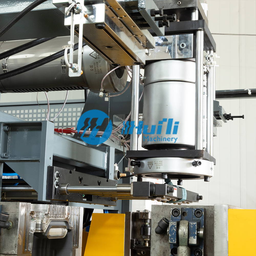 Full Automatic Extrusion Blow Molding Machinery for Motor Oil Bottle And Detergent Can